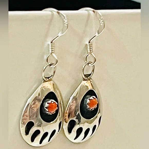 Native American Navajo Sterling Silver & Coral Bear Paw Dangle Earrings - - Picture 3 of 5